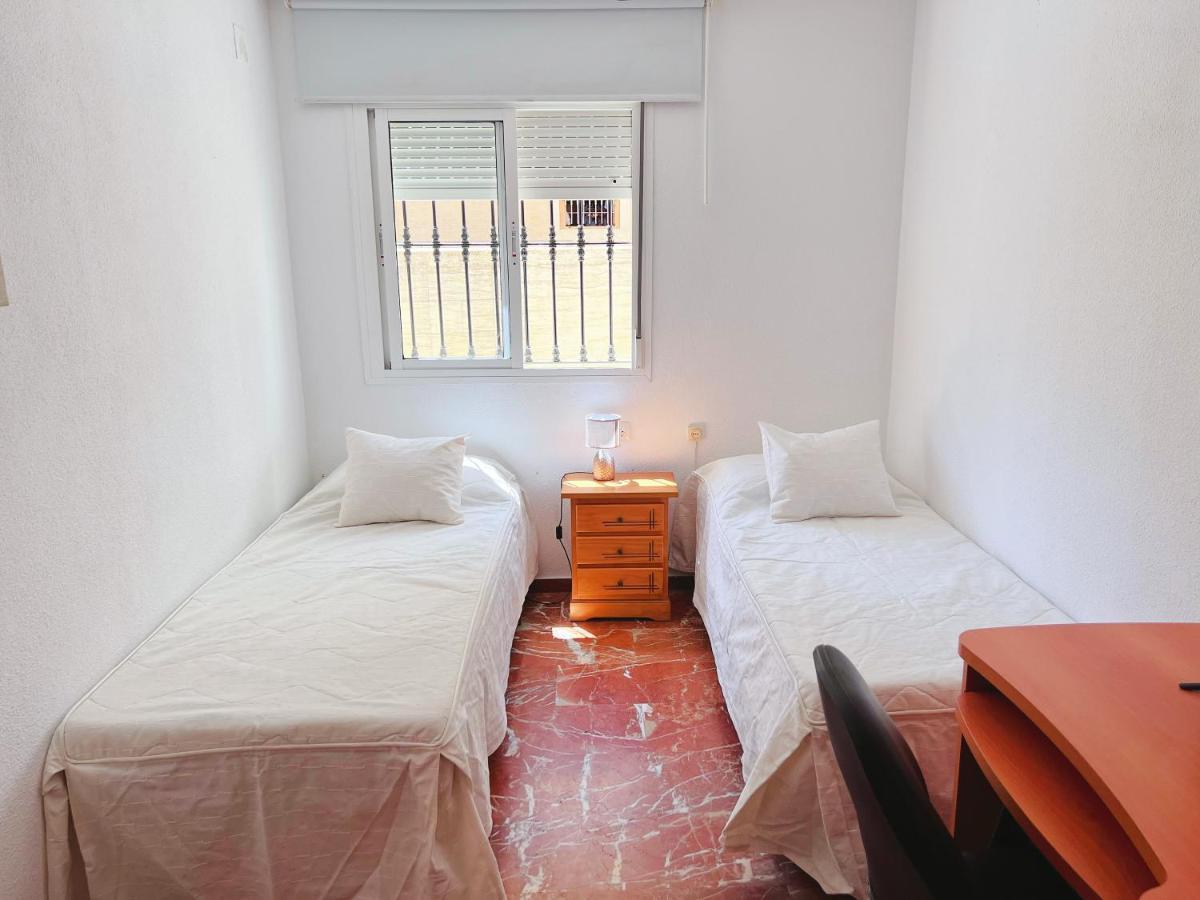 3 Habitacion Centro Huelva Buitenkant foto